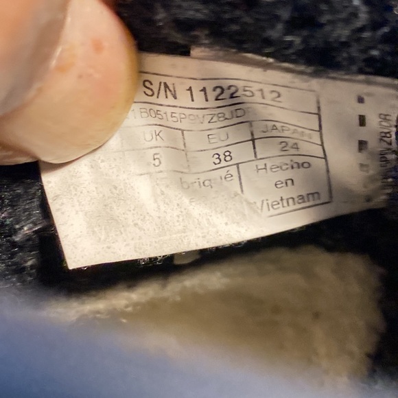 Ugg boots SZ 38 EUR - Picture 6 of 7